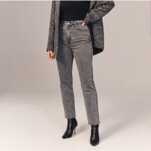 Abercrombie & Fitch Ultra High Rise Ankle Straight Jeans Grey, Size 4 Regular
